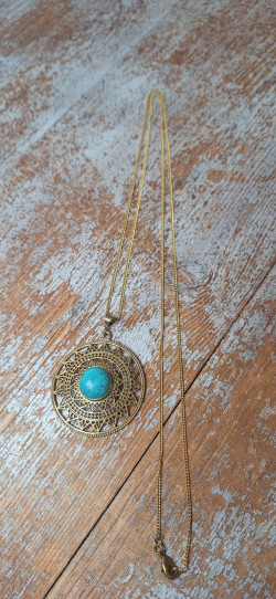 TAPE dorado, colgante