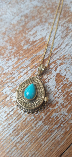 TAPE dorado, colgante