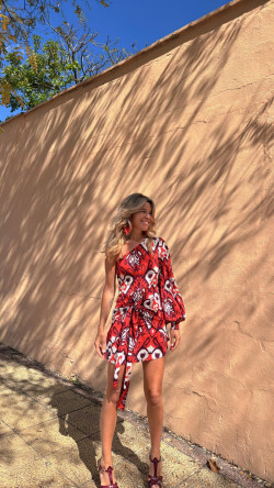 DONCELLA coral, vestido corto