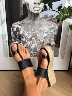 BERGATIN negra, cuña