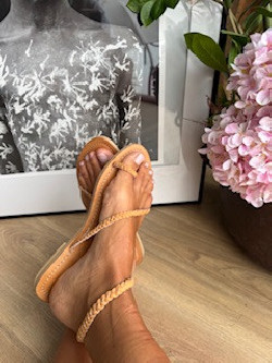 JUNK beige, sandalia trenzada