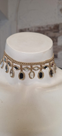 Madison, gargantilla