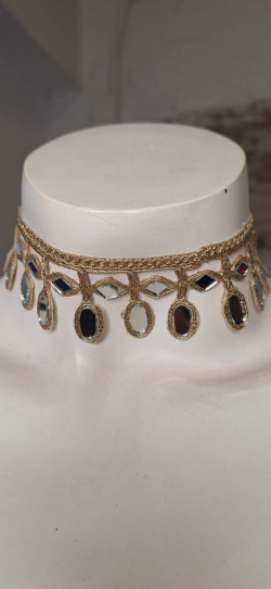 Madison, gargantilla