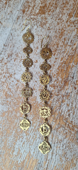 CHACRA dorado, pendientes