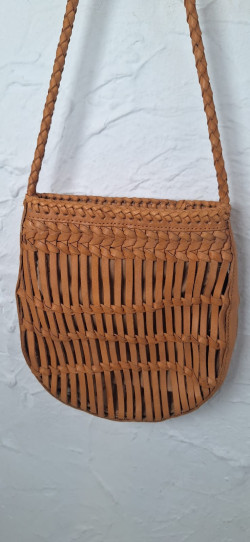 YATSE camel, bandolera