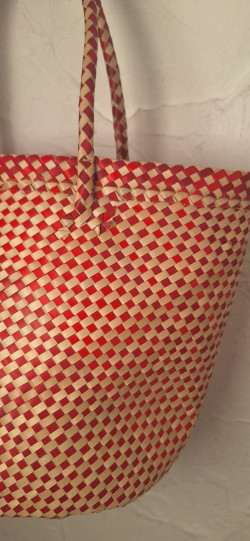 MEMBRI, cesta de mano