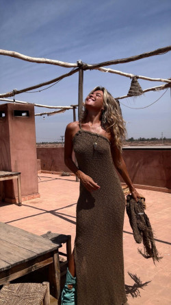 DEMIEN taupe, vestido largo