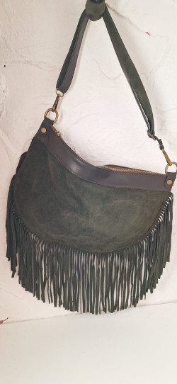 MESKI verde, bolso flecos