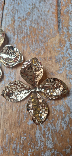 MARGI dorado, pendientes